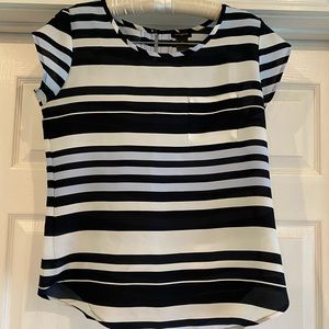 Women’s XS Ann Taylor Blue White Striped Preppy Short Sleeve Blouse Top